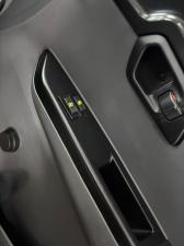 Mahindra KUV100 Nxt 1.2 G80 K2+ #DARE - Image 17