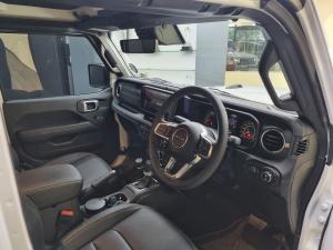 Jeep Wrangler Unlimited 2.0T Sahara - Image 23