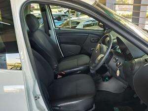 Nissan NP200 1.6i - Image 16