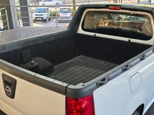 Nissan NP200 1.6i - Image 17