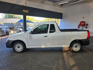 Nissan NP200 1.6i - Image 4