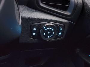 Ford EcoSport 1.0T Titanium auto - Image 17