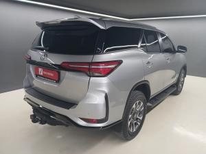 Toyota Fortuner 2.8GD-6 VX - Image 2