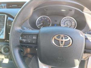 Toyota Hilux 2.4GD-6 double cab 4x4 SRX auto - Image 9