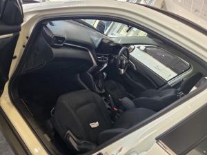 Toyota Urban Cruiser 1.5 XR automatic - Image 7
