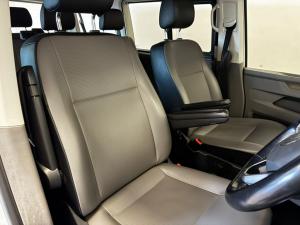 Volkswagen T6.1 Kombi 2.0TDi DSG 110KW Trendline - Image 11
