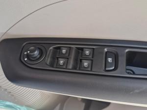 Renault Triber 1.0 Techno - Image 7