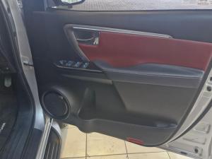 Toyota Fortuner 2.8GD-6 4x4 - Image 12