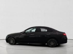Mercedes-Benz C-Class C200 AMG Line - Image 4