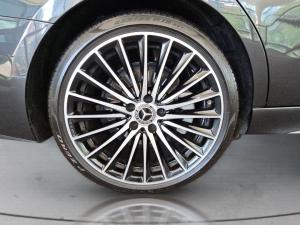 Mercedes-Benz C-Class C200 AMG Line - Image 9