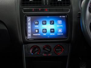 Volkswagen Polo Vivo hatch 1.4 - Image 14