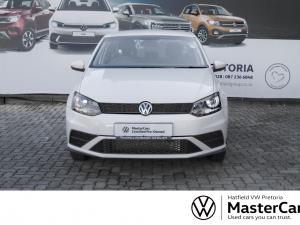 Volkswagen Polo sedan 1.6 Trendline - Image 2