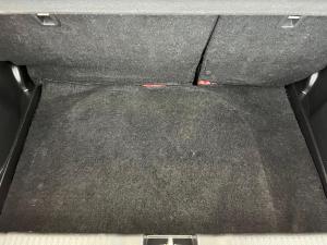 Suzuki Swift 1.2 GLX auto - Image 26