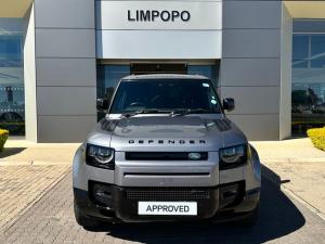 Land Rover Defender 110 D300 X-Dynamic HSE - Image 17