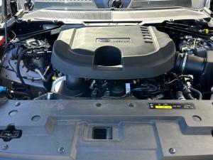 Land Rover Defender 110 D300 X-Dynamic HSE - Image 18