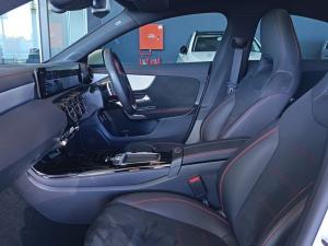 Mercedes-Benz CLA CLA200 Progressive - Image 13