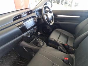 Toyota Hilux 2.0 single cab S (aircon) - Image 7