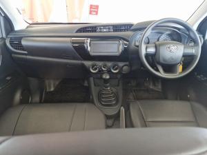Toyota Hilux 2.0 single cab S (aircon) - Image 6