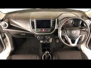 Toyota Vitz 1.0 XR manual - Image 6