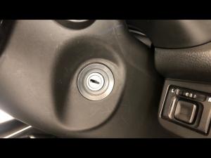 Toyota Vitz 1.0 XR manual - Image 16