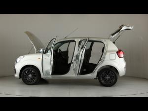 Toyota Vitz 1.0 XR manual - Image 26