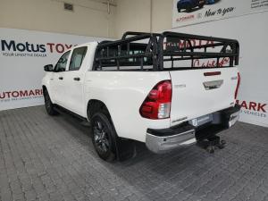 Toyota Hilux 2.4GD-6 double cab 4x4 Raider manual - Image 8
