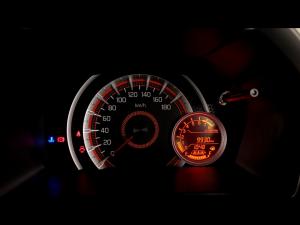 Toyota Vitz 1.0 XR manual - Image 9