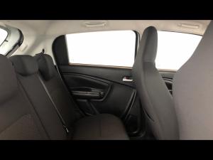 Toyota Vitz 1.0 XR manual - Image 12