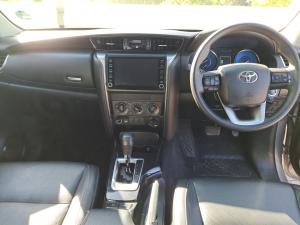 Toyota Fortuner 2.4GD-6 4x4 - Image 6
