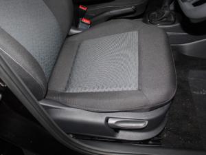 Volkswagen Polo Vivo 1.4 Life - Image 17