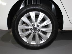 Volkswagen Polo 1.6 Life - Image 21