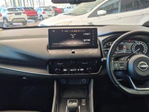 Nissan Qashqai 1.3T Acenta Xtronic - Image 6
