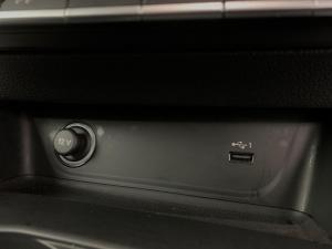 Audi A4 35 TDI Advanced Stronic - Image 10