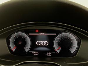 Audi A4 35 TDI Advanced Stronic - Image 13