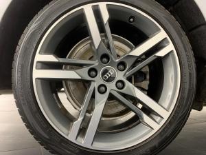 Audi A4 35 TDI Advanced Stronic - Image 15