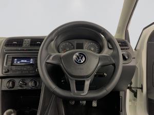 Volkswagen Polo Vivo 1.4 Trendline - Image 12