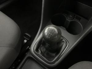 Volkswagen Polo Vivo 1.4 Trendline - Image 9