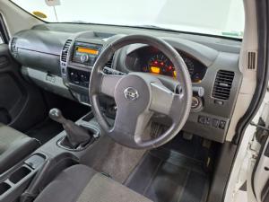 Nissan Navara 2.5dCi double cab XE - Image 11