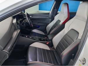 Volkswagen Golf GTI - Image 6