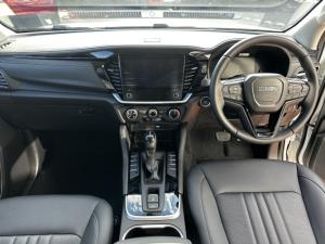 Isuzu mu-X 1.9TD LS - Image 10