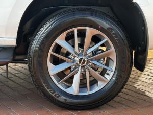 Isuzu mu-X 1.9TD LS - Image 6