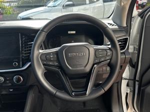 Isuzu mu-X 1.9TD LS - Image 7
