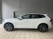 Volvo XC60 B5 AWD Essential - Thumbnail 2