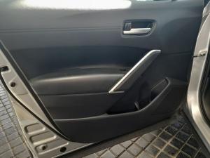 Toyota Corolla Cross 1.8 XS - Image 13