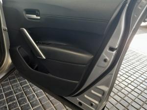 Toyota Corolla Cross 1.8 XS - Image 12