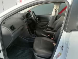 Volkswagen Polo Vivo hatch 1.4 Comfortline - Image 18