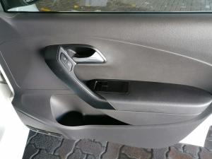 Volkswagen Polo Vivo hatch 1.4 Comfortline - Image 29