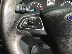 Ford EcoSport 1.5 Ambiente auto - Image 19