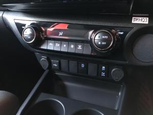 Toyota Hilux 2.8GD-6 48V double cab Legend - Image 14