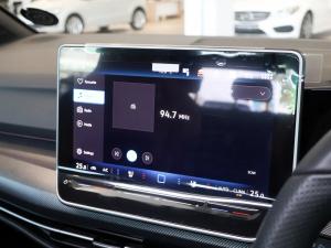 Volkswagen Golf 1.4TSI R-Line Plus - Image 18